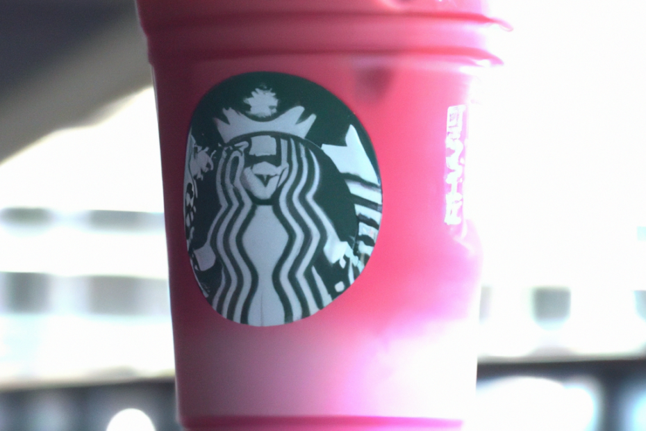 Starbucks’ Pink Drink: A Refreshing and Instagram-Worthy Beverage